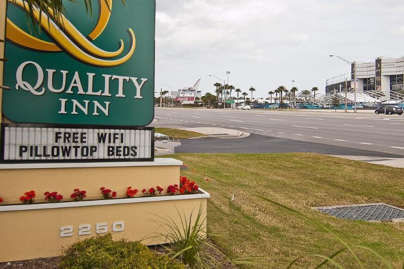 Quality Inn Daytona Speedway - I-95 Daytona Beach Bagian luar foto